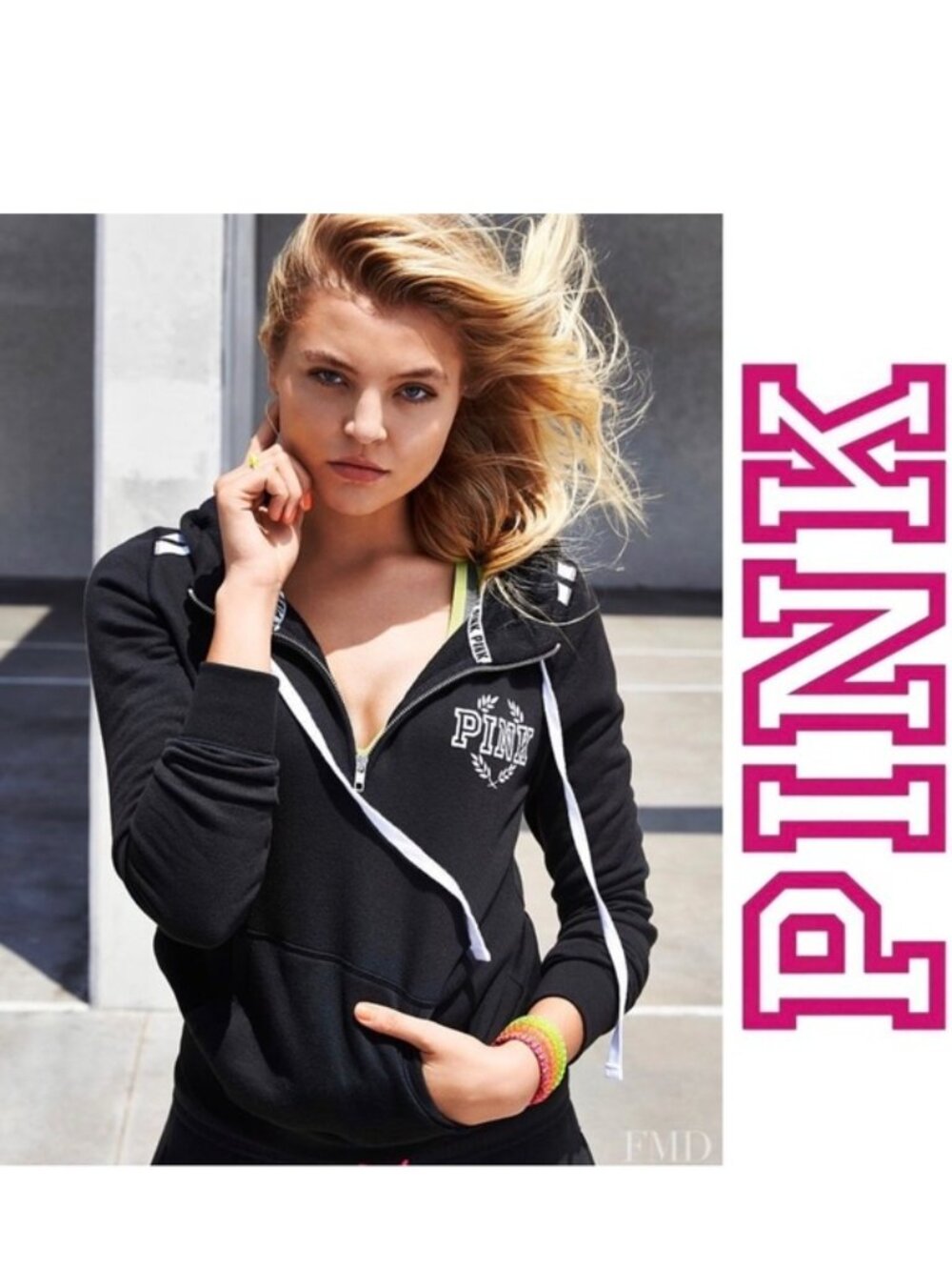 Victoria's Secret PINK | Black Quarter Zip Hoodie | Size Small